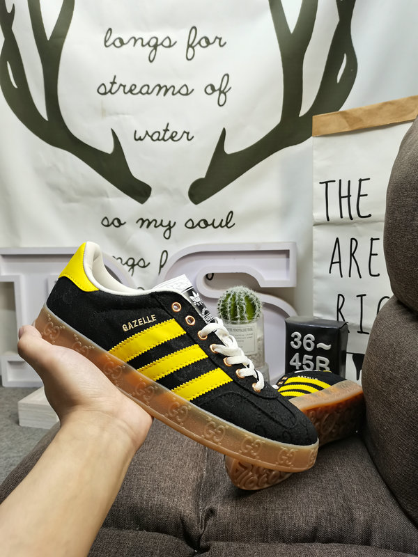 shoes-adidas-134d-uses-soft-fiber-cow-split-leather-combined-with-imported-mercerized-pig-leather-upper-material-#leather-lining-with-shock-absorbing-pu-latex-foot-pad-#external-wea-lnr8a
